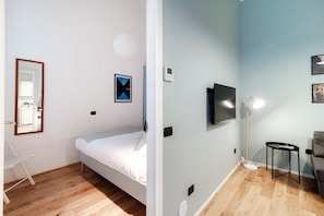 1 chambre, fer et planche à repasser, Wi-Fi, draps fournis