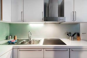 Fridge, microwave, oven, dishwasher