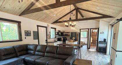 Cozy cabin in charming forested area
