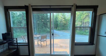 Cozy cabin in charming forested area