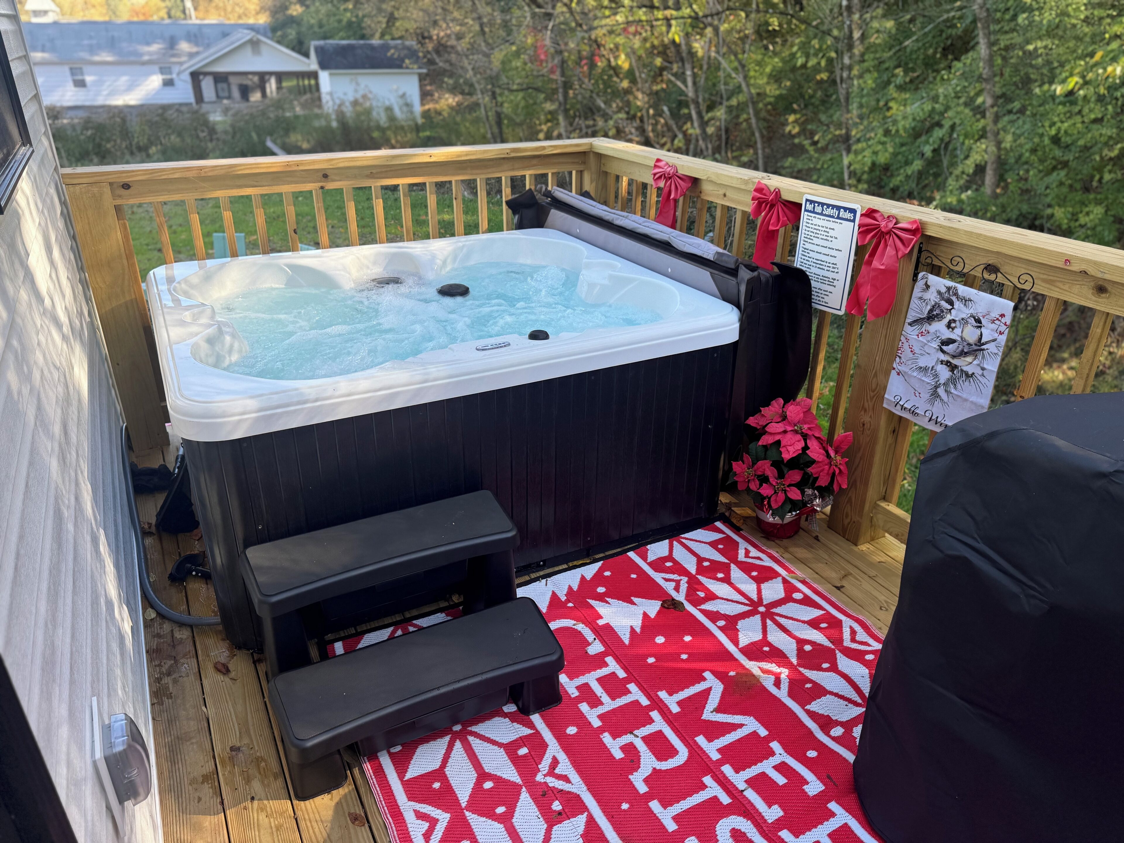Outdoor spa tub