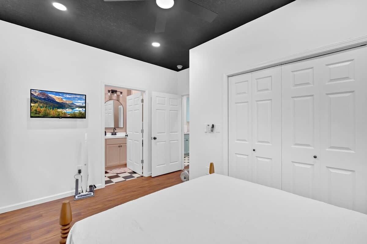 1 室のベッドルーム、WiFi、ベッドシーツ