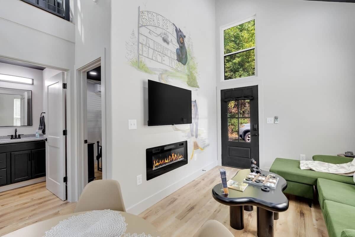 Télévision, cheminée