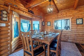 Dining - Teton Homestead: Cabin on 5 Acres + Epic Tetons (Driggs)
