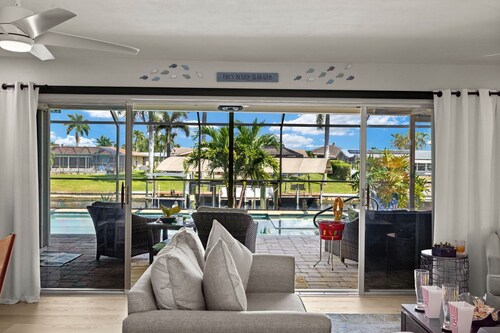 Villa Paradise Cove - NEW LISTING! Elec-Heated Pool w/spa on Gulf Access w/ dock - SWFL Rentals