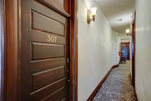 Interior - Downtown ~ Near River & Trails ~ Palace Hotel (Salida)