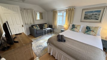 1 chambre, lit parapluie, Wi-Fi gratuit, draps fournis