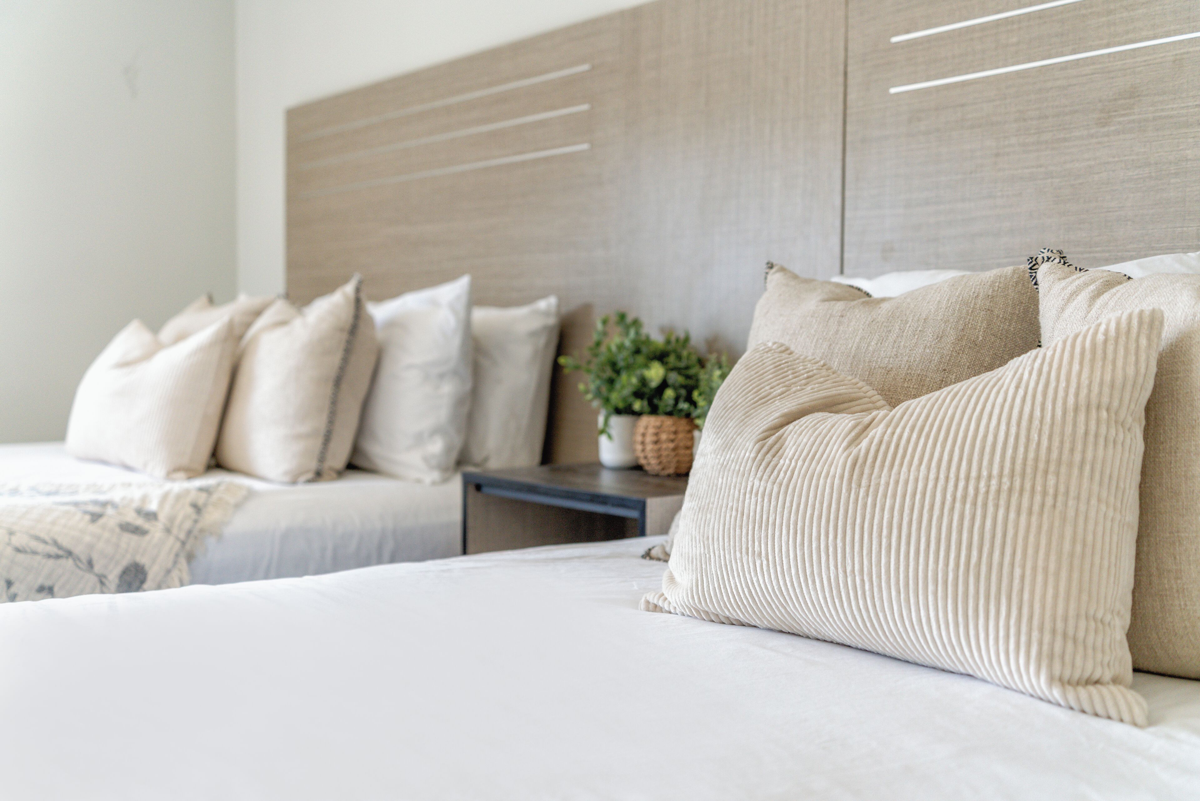 Deluxe Room, 2 Queen Beds, Non Smoking