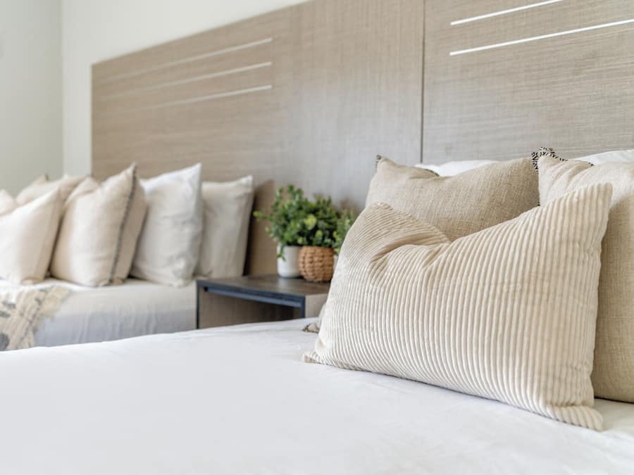 Deluxe Room, 2 Queen Beds, Non Smoking | Free WiFi, bed sheets