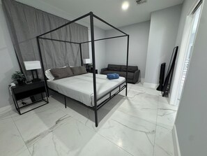 5 bedrooms, iron/ironing board, travel cot, WiFi