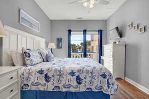 2 slaapkamers, een strijkplank/strijkijzer, gratis wifi, beddengoed