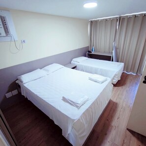 1 habitación, tabla de planchar con plancha, wifi y ropa de cama
