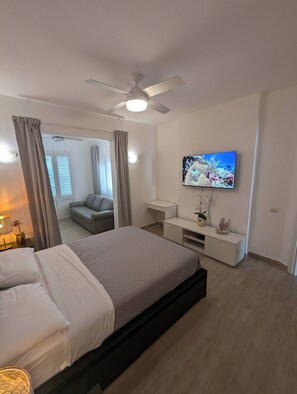 1 Schlafzimmer, Schreibtisch, Bügeleisen/Bügelbrett, kostenloses WLAN