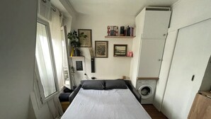 1 soverom, strykejern/-brett, wi-fi og sengetøy