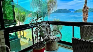 Basic Apartment | Lanai