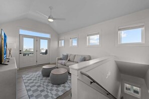 TV - Wright Off The Beach | 1020 ft to the beach | Private Pool (Kill Devil Hills)