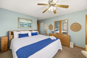 4 bedrooms, WiFi, bed sheets