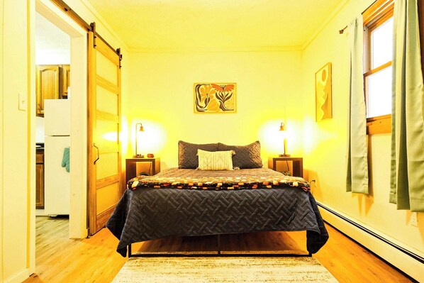 Unclassified image, 1 of 29, button