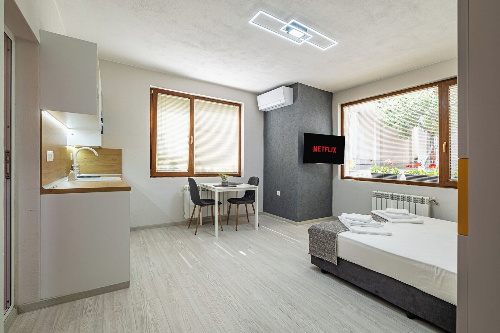 1 soverom, strykejern/-brett, reiseseng for barn og wi-fi