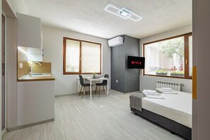 1 Schlafzimmer, Bügeleisen/Bügelbrett, Reisekinderbett, WLAN