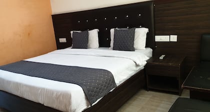 Soham Hotel