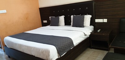 Soham Hotel