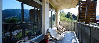 Schöne Wohnung für 7 Gäste mit W-LAN, TV, Balkon und Parkplatz