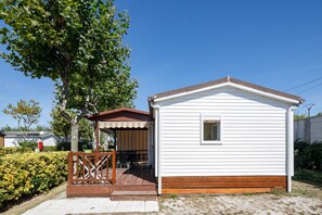 Exterior - Bungalow 'A6' with Private Pool, Private Terrace and Wi-Fi (Pontevedra)