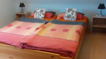 2 sovrum, gratis wi-fi och sÀngklÀder