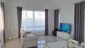 Gambar tidak terklasifikasi, 3 dari 11, tombol