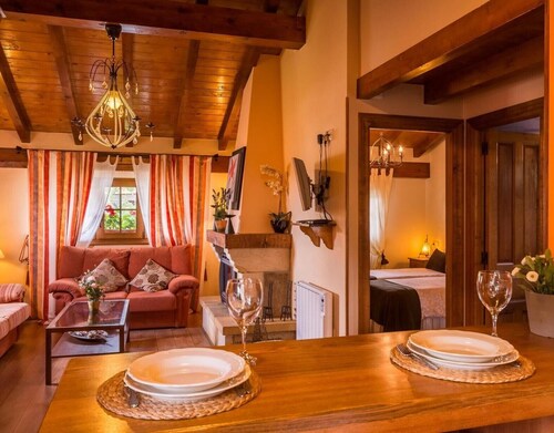 Casa Marta with Mountain Views, Private Terrace and Wi-Fi