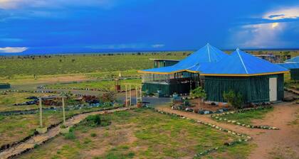 Amanya 2-Bedroom Self Catering Tent