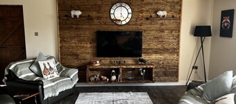 Luxury Country Lodge in Bretherton - Sleeps 4