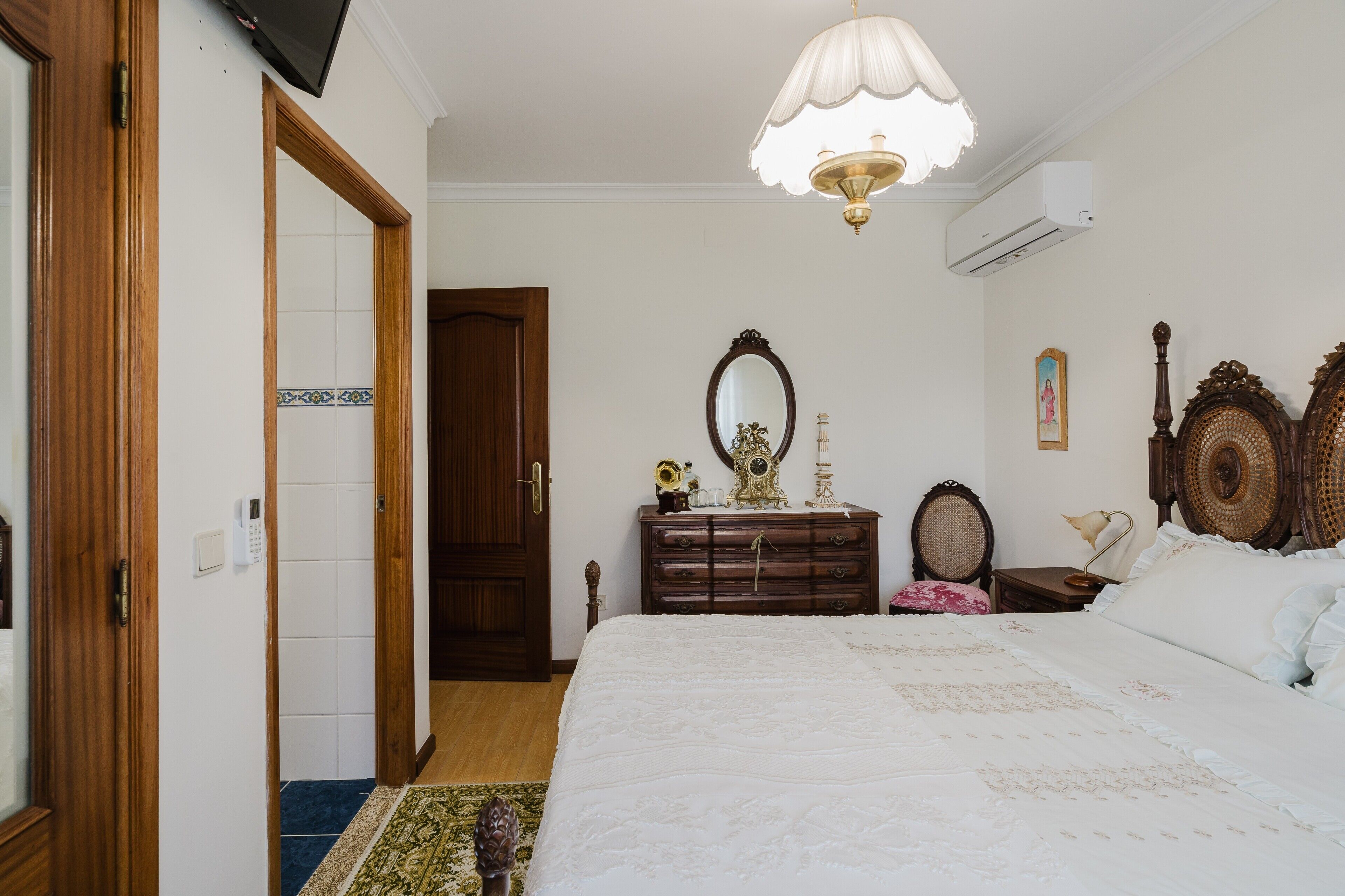 2 bedrooms, free WiFi, bed sheets, wheelchair access