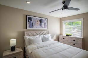 3 habitaciones, tabla de planchar con plancha, wifi y ropa de cama 