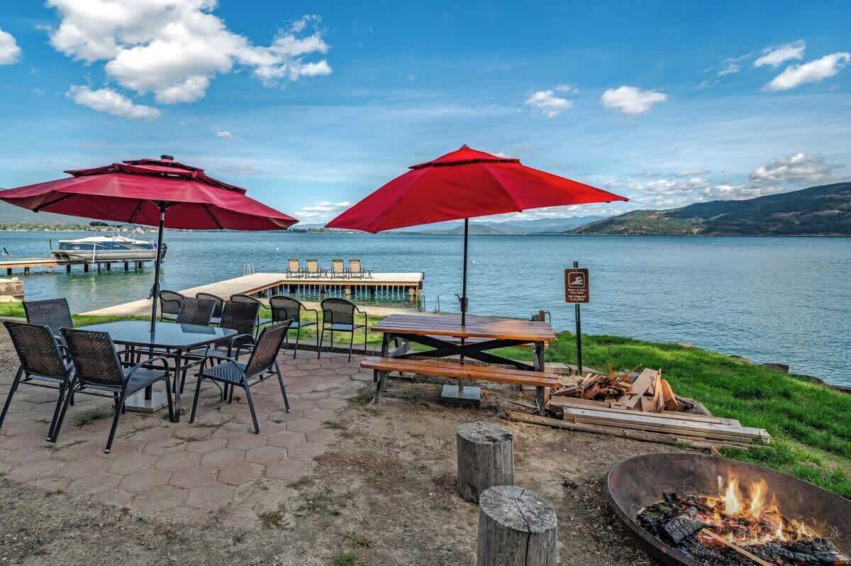 تناول الطعام بالخارج