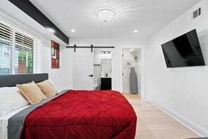 1 chambre, bureau, fer et planche à repasser, Wi-Fi gratuit