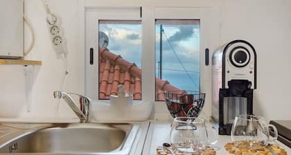 Chalet „Luci’s House“ mit Meerblick, privater Terrasse und WLAN