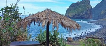 Chalet 'Luci's House' with Sea View, Private Terrace and Wi-Fi