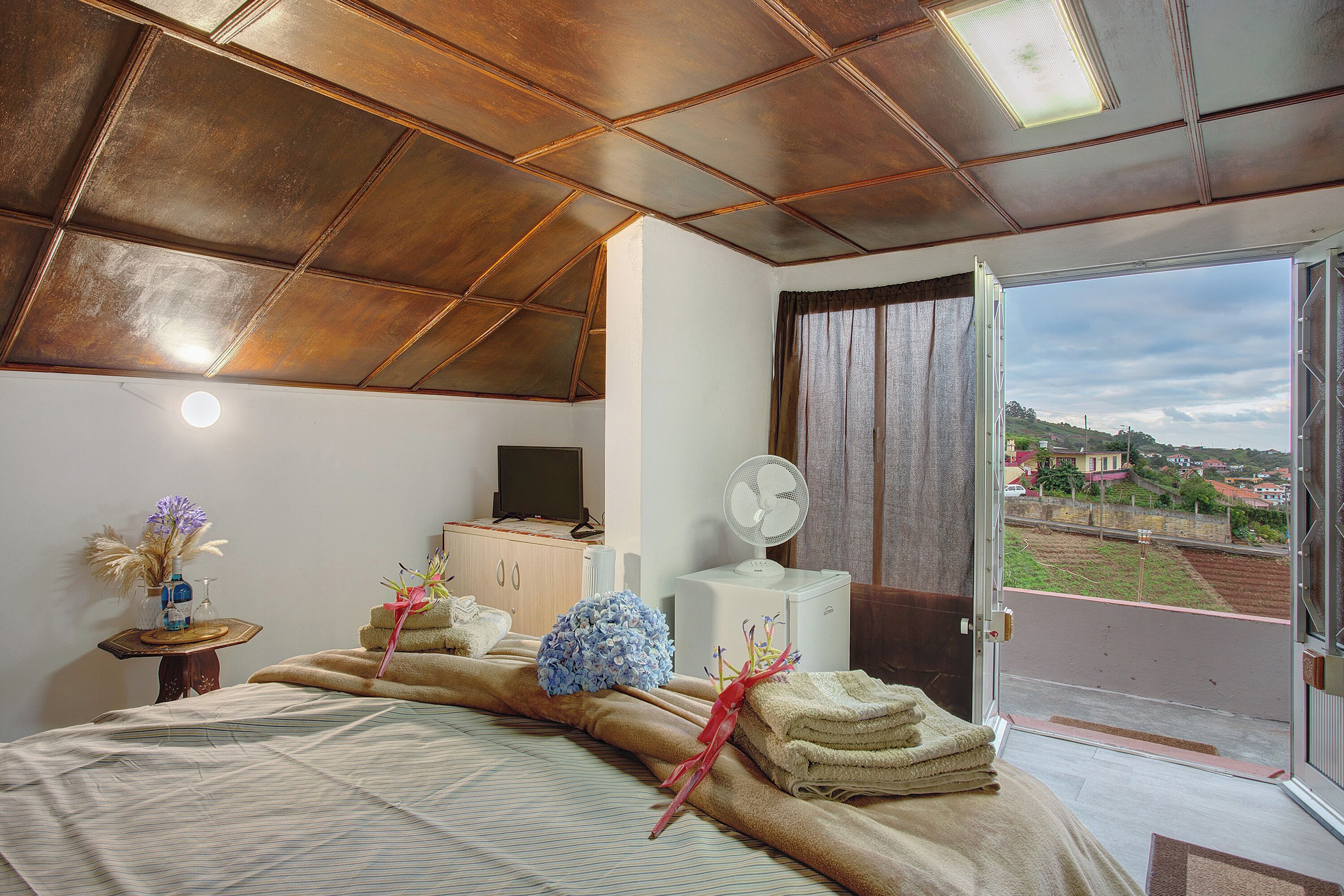 1 bedroom, free WiFi, bed sheets