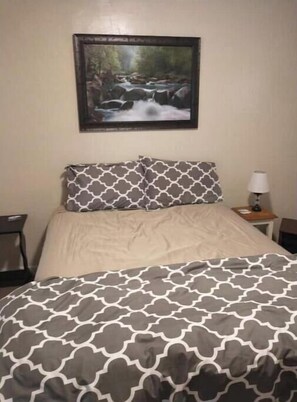 2 bedrooms, bed sheets