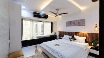 4 Schlafzimmer, Bügeleisen/Bügelbrett, Bettwäsche