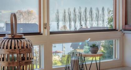 Fewo Bodenseeoase Traumwohnung für 2 - 6 Personen mit Blick auf den See und Garten