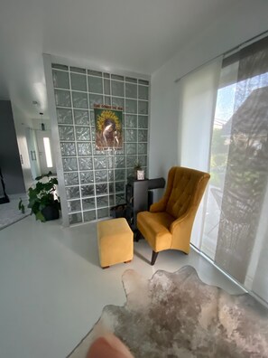 Interior - Holiday Home 'Fancy Bungalow Rand Hamburg' with Private Terrace, Shared Garden and Wi-Fi (Henstedt-Ulzburg)