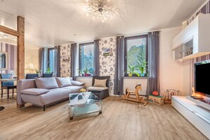 TV, peis og DVD-spiller