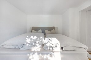 2 bedrooms, free WiFi, bed sheets, wheelchair access - Holiday Home 'Landhaus Schwerin' with Wi-Fi (Kirch Jesar)