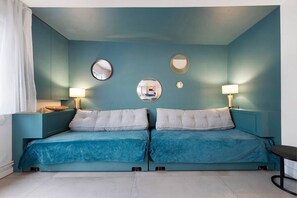 1 habitación, tabla de planchar con plancha, wifi gratis y ropa de cama 