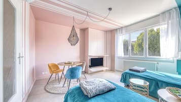 1 chambre, fer et planche à repasser, Wi-Fi gratuit, draps fournis