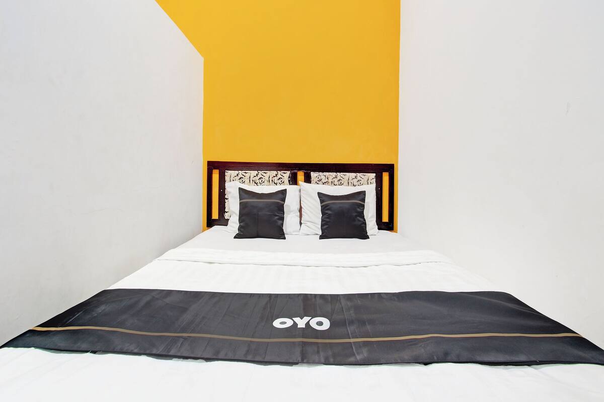 Standard Double Room | Peralatan tempat tidur premium, Wi-fi percuma, cadar katil