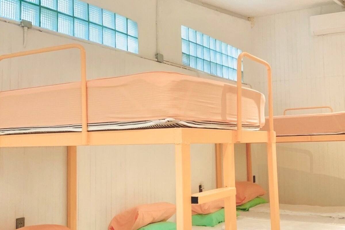 家庭双人房 | 办公桌、隔音、床单